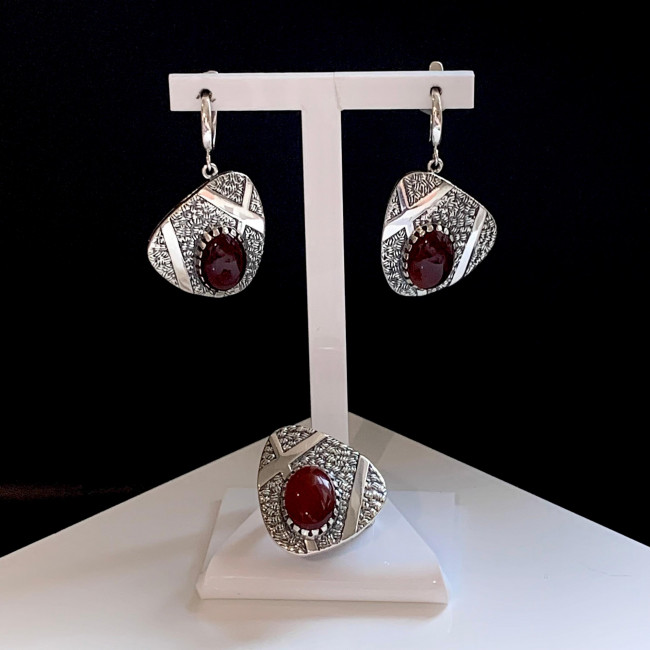 Серьги с1965 (15.09 г), серебро, коричневый, сердолик купить в интернет-магазине Циркон С