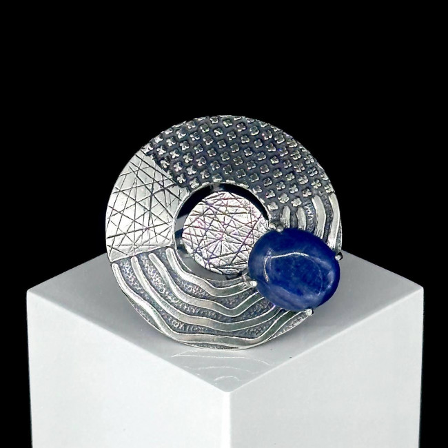Кольцо к1996 (9.10 г), серебро, синий, кианит купить в интернет-магазине Циркон С