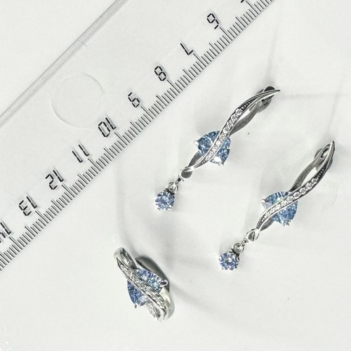 Серьги с2320 (8.41 г), серебро,  Бесцветный, Голубой Фианит купить в интернет-магазине Циркон С