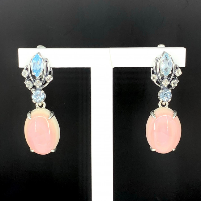 Серьги с2506 (12.26 г), серебро, розовый, белый, голубой, коралл, топаз, топаз скай купить в интернет-магазине Циркон С