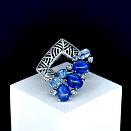 Кольцо к2586 (5.90 г), серебро,  Синий, Голубой Кианит, Топаз Свисс, Топаз Скай купить в интернет-магазине Циркон С