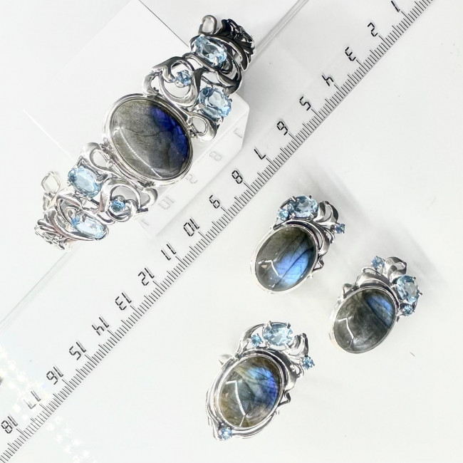 Серьги с2610 (16.05 г), серебро, голубой, лабрадор, топаз свисс, топаз скай купить в интернет-магазине Циркон С