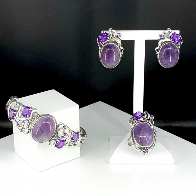 Серебряное кольцо Циркон к2610, фиолетовый, аметист Кольцо к2610 (9.76 г), серебро, фиолетовый, аметист купить в интернет-магазине Циркон С