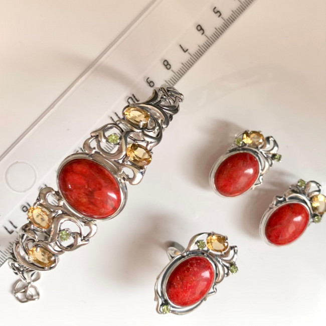 Серебряное кольцо Циркон к2610, красный, зелено-желтый, рыжий, коралл губч., хризолит, цитрин Кольцо к2610 (8.93 г), серебро, красный, зелено-желтый, рыжий, коралл губч., хризолит, цитрин купить в интернет-магазине Циркон С