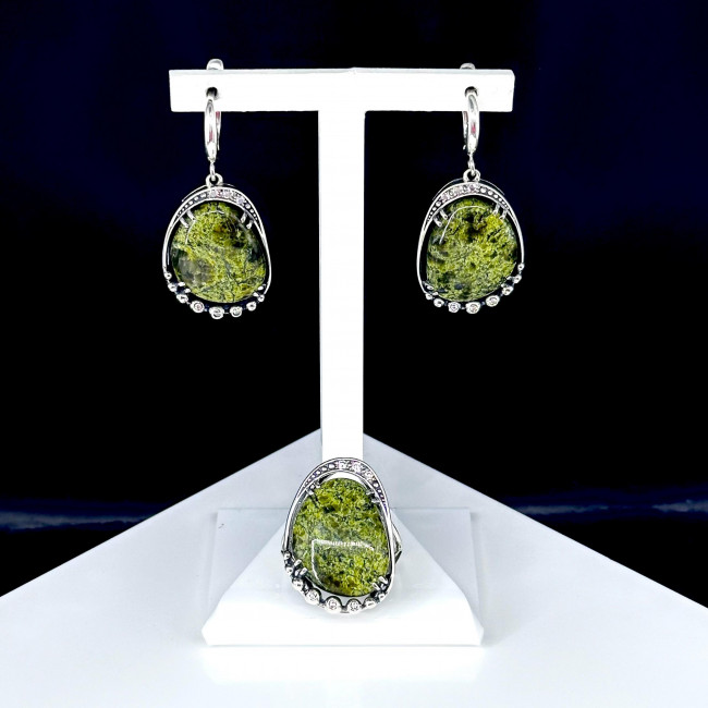 Серьги с2663 (12.39 г), серебро, салатово-черный, бесцветный, змеевик, фианит купить в интернет-магазине Циркон С