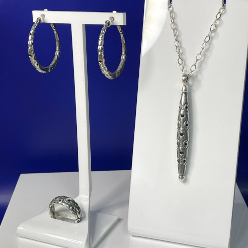 Серьги с2686 (10.95 г), серебро,  Черный Фианит купить в интернет-магазине Циркон С